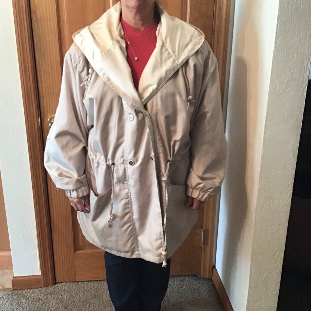Woman’s Cream Rain Coat